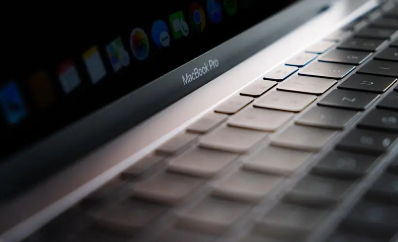 MacBook-2020